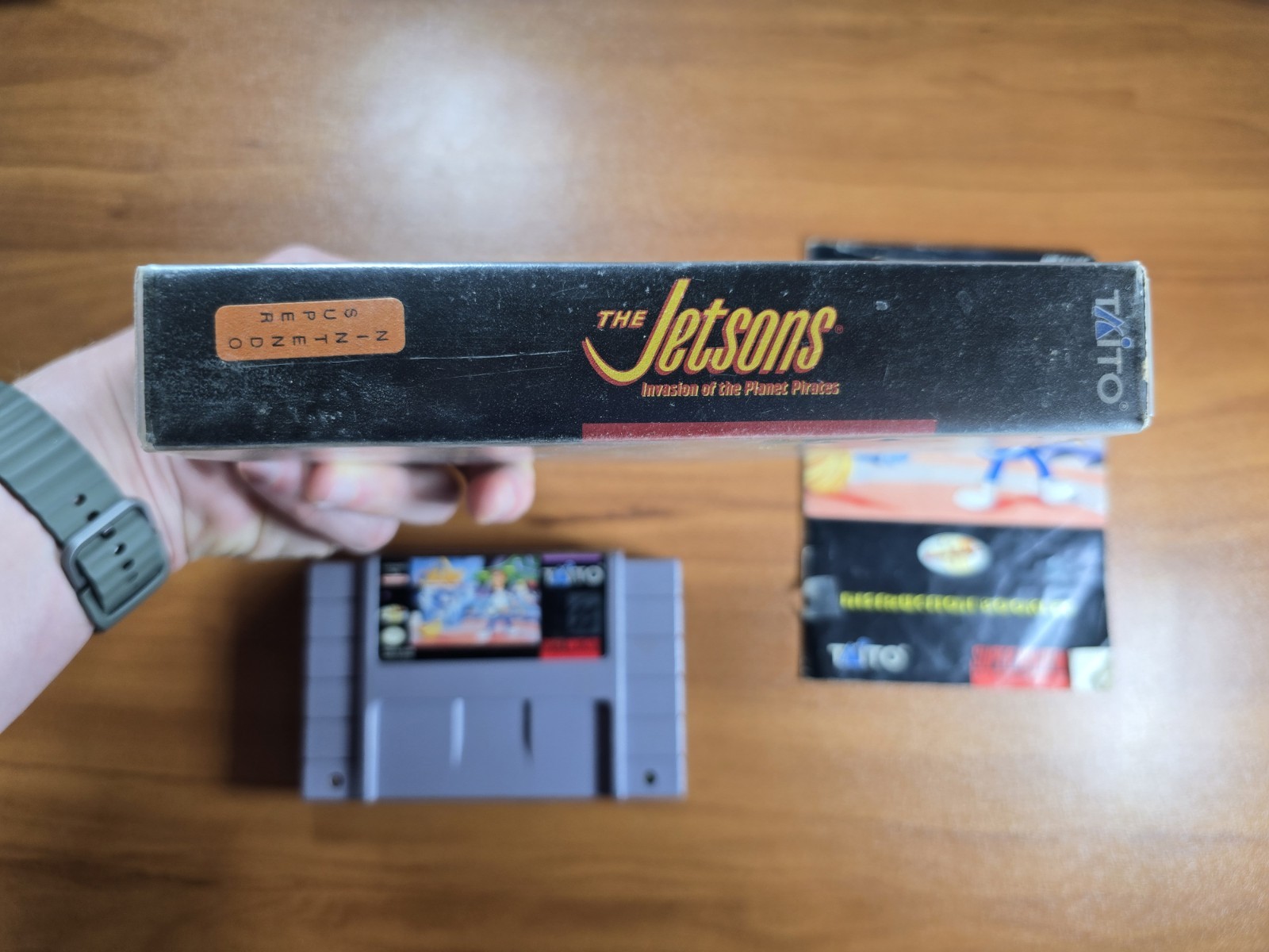 Jetsons: Invasion of the Planet Pirates (Super Nintendo) SNES Box Cut + Manual