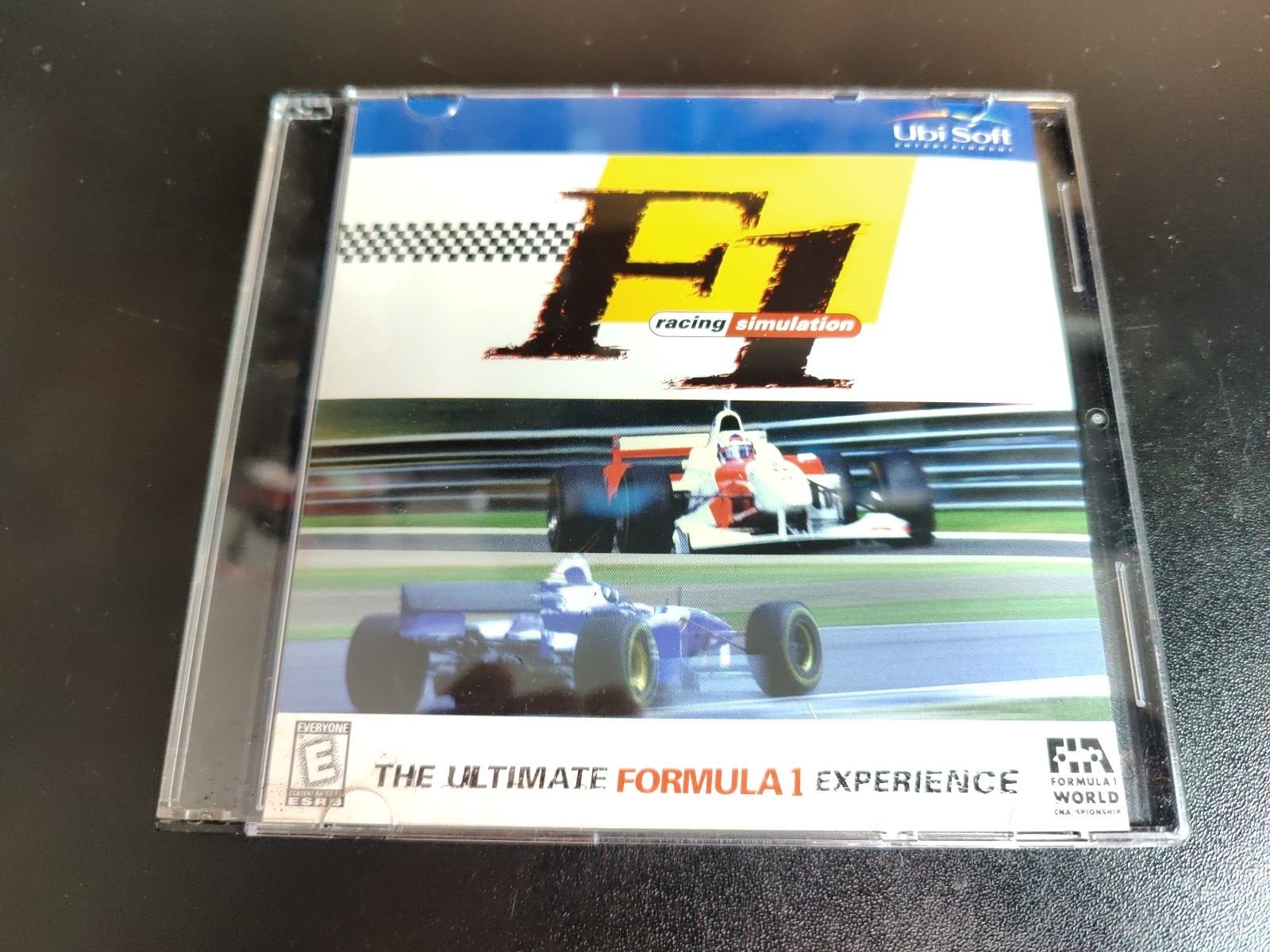 F1 Racing Simulation — 1998 Driving Simulator — Ubi Soft — VINTAGE PC GAME