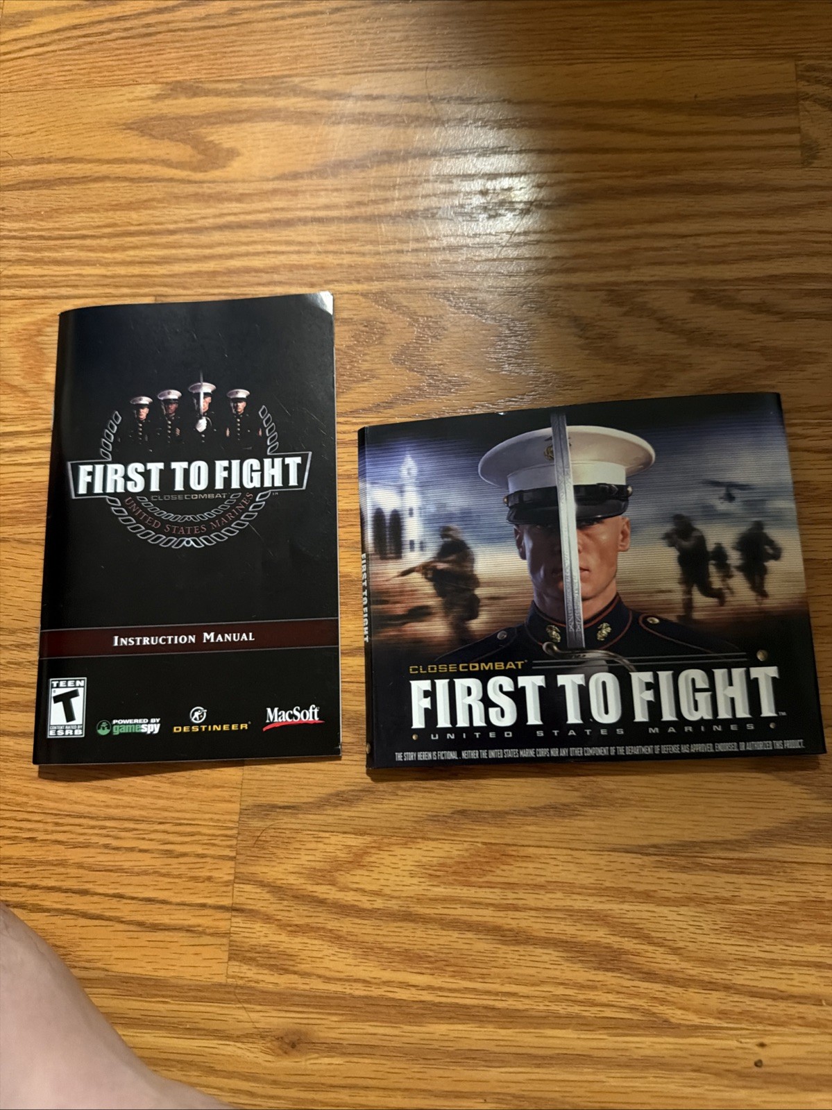 Close Combat: First to Fight (Apple, 2005) Complete