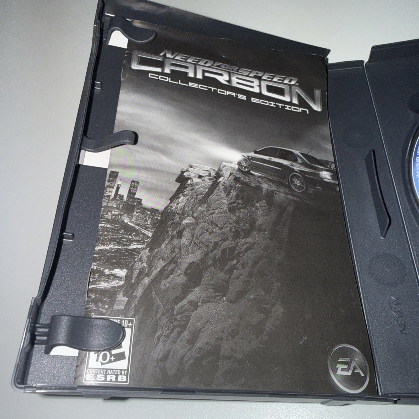 Need for Speed Carbon Collector’s Edition 2 Discs PC DVD-ROM 2006