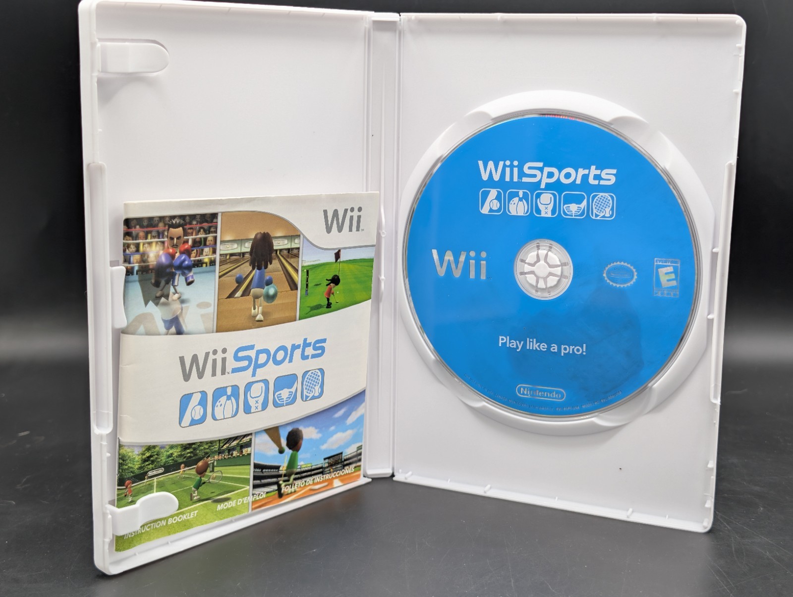 Wii Sports ( Wii ) 1.0 Version -W/Case & Reprinted Cover-Near Mint Disc – Tested