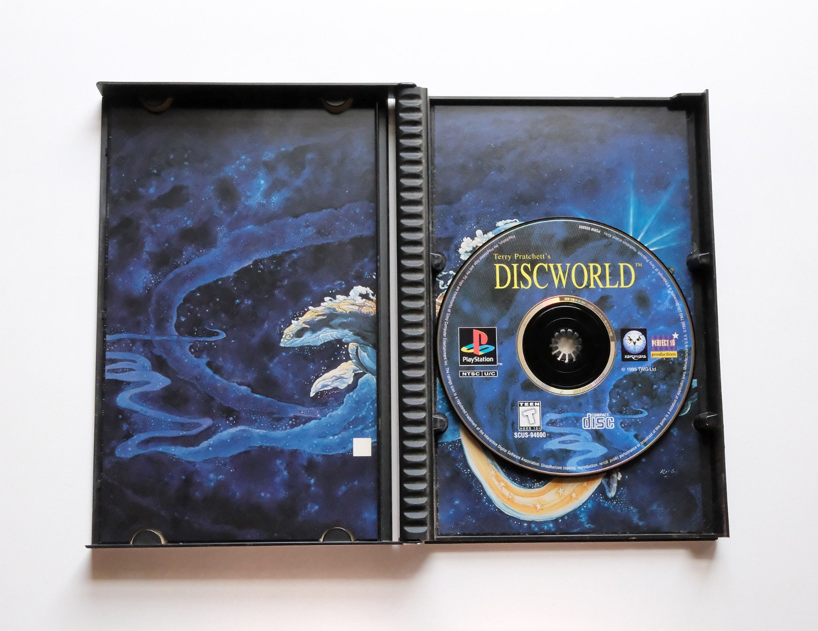 Discworld (Sony PlayStation 1, 1995) Long Box Case + Game Disc Only PS1