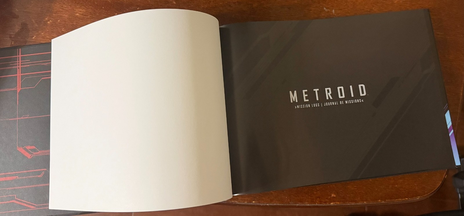 Metroid Dread Special Ed Art Book + Cards NO GAME Great Condition Original Box