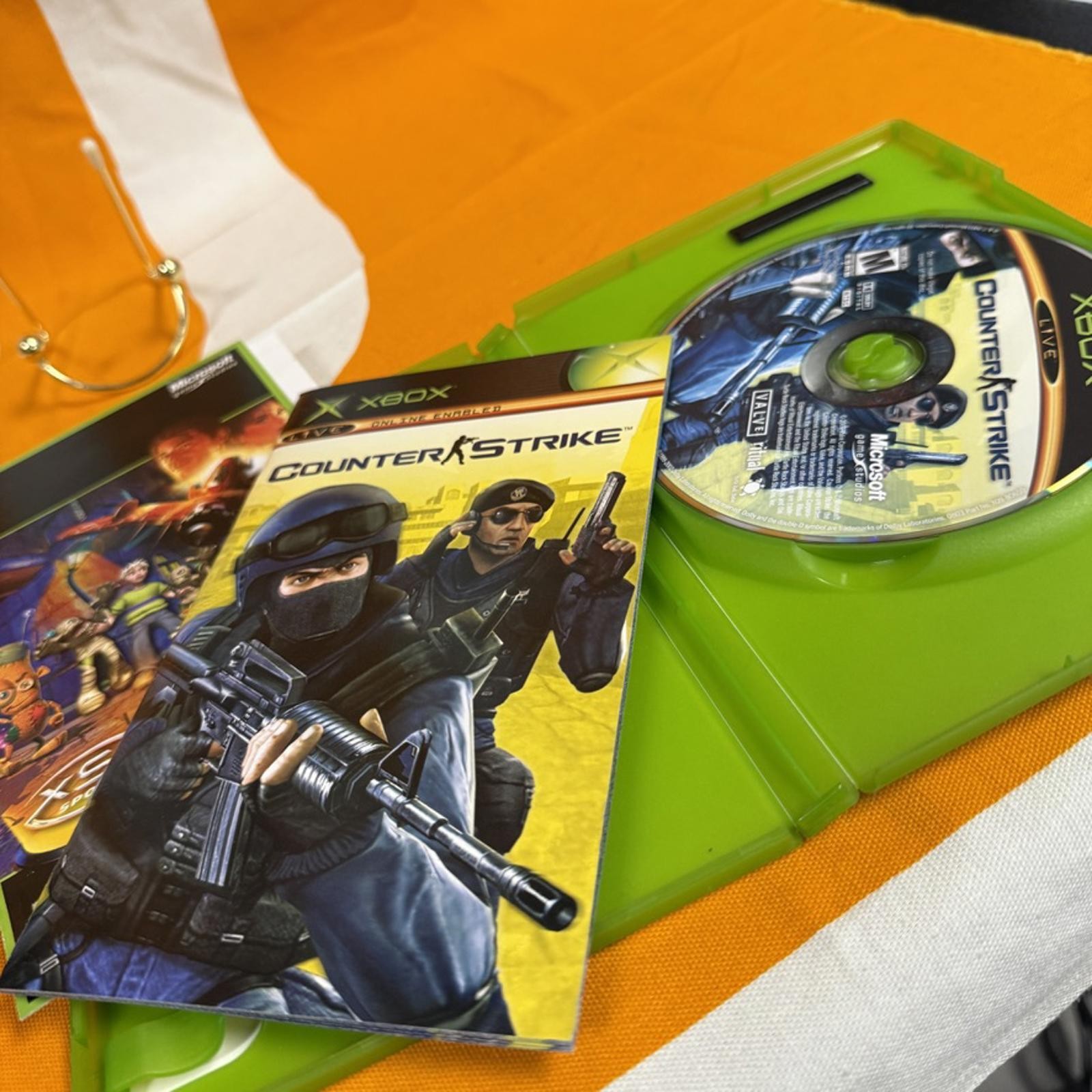 Counter-Strike for Xbox – Classic Online Shooter